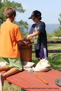 Ice Cream-Hands-On Ice Cream-Hands On