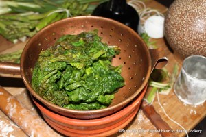 Spinach cooked in wine for Spinach-pan-pie