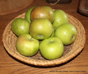 Rambour Franc is a 16th century heirloom apple of French origin that became popular in the American colonies.  The apple was referred to as Summer Rambour in this country and changed to Summer Rambo by the 1850's.  With a bushel of Summer Rambo on my porch, I will be using them in receipts (recipes).