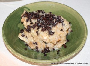 After the sippets have been toasted and butter, sugar and boil'd currans (currants) added to the minced onions and sliced apples baked in the oven for the receipt (recipe) To Butter Onions Otherways, this mixture is served on the toasted bread (sippets).