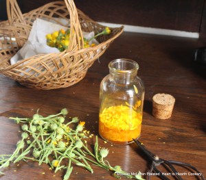 After the petals of calendula are clipped of their whites and placed in a glass for the receipt (recipe) To pickle Calendula cover them in white wine vinegar sweetened with sugar.