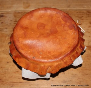 After the receipt (recipe) To preserve Cherries has been put up in a gally pot put a piece of white paper on them and cover them with a soft leather.