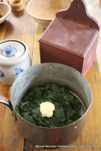 For the receipt (recipe) To make Spinach Toasts take a handful or two of young spinach and wash it, drain it from the water, put it in a pan with a lump of butter and a little salt, let it stew whilst it be tender.